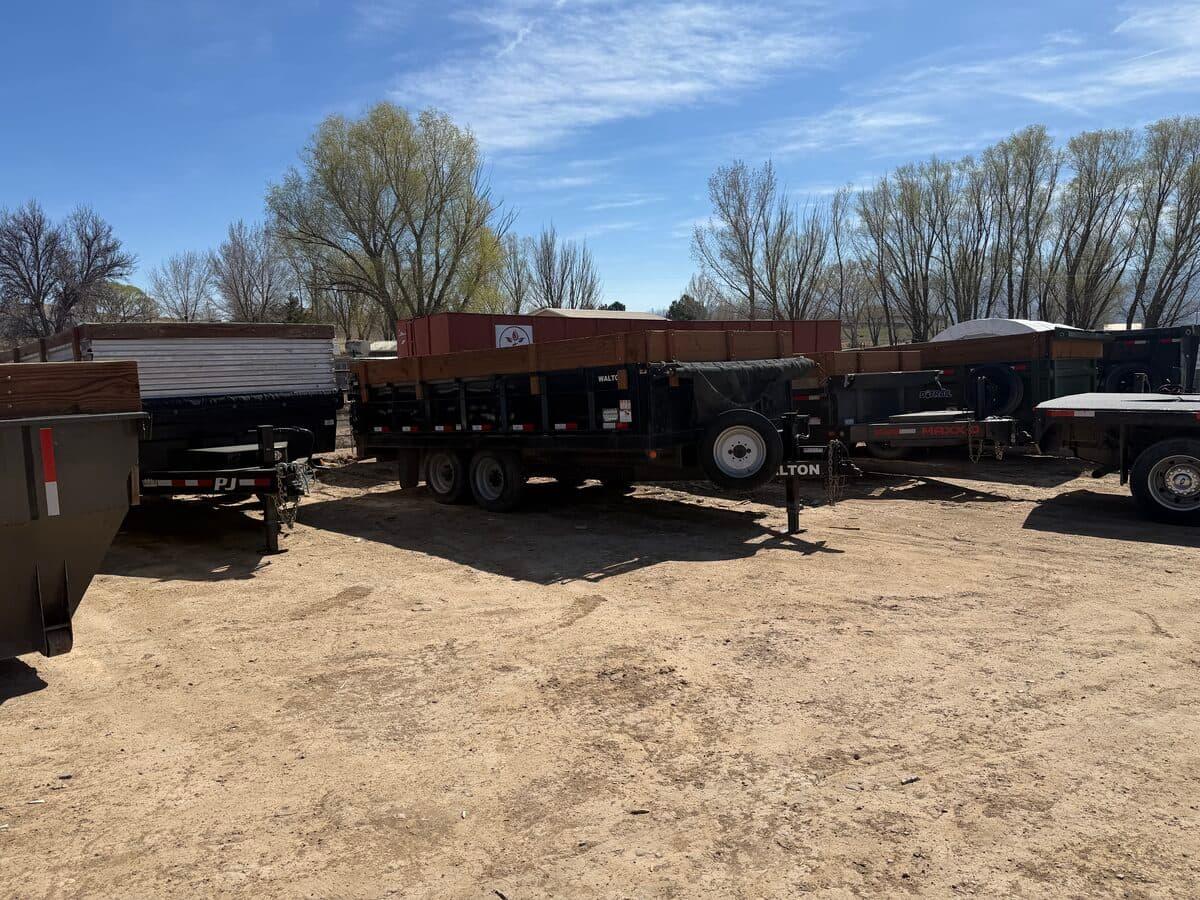 Dumpster Dan’s heavy-duty 12- to 14-yard trailers are ready for your next project.